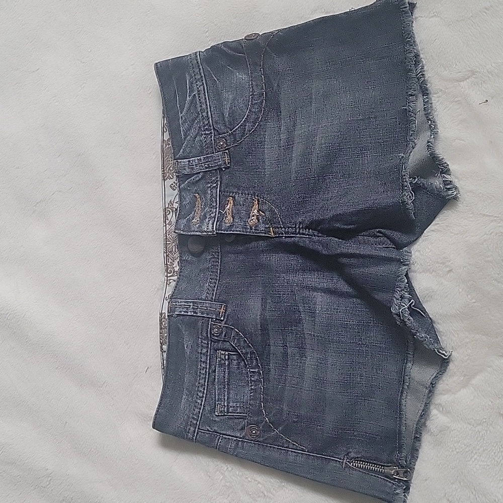 Guess shorts